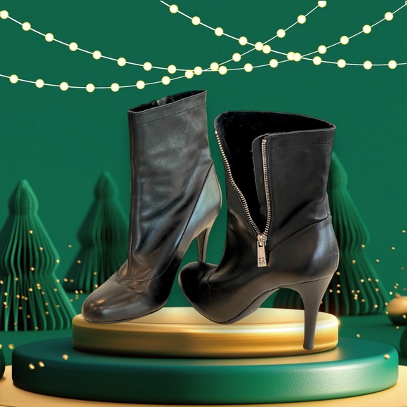 COACH BETHIE Smooth Nappa Boots - 8.5B Black 3.5 inch heel NWOT - Picture 3 of 14